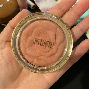 Milani blush 01 romantic rose